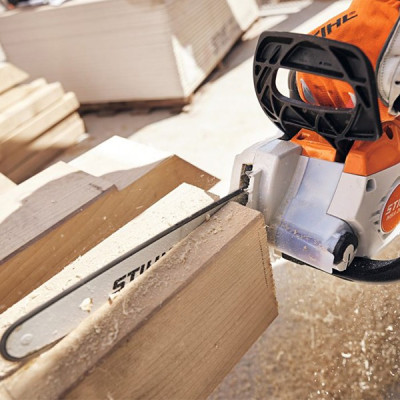 Motosega a batteria Stihl MSA 200 C-B Sistema AP | AgricolBio.it