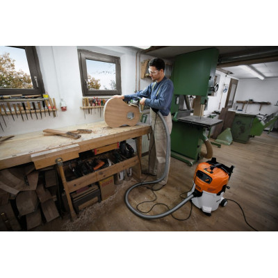 Stihl SE 122 Aspirapolvere aspirazione a Secco e Umido | AgricolBio.it